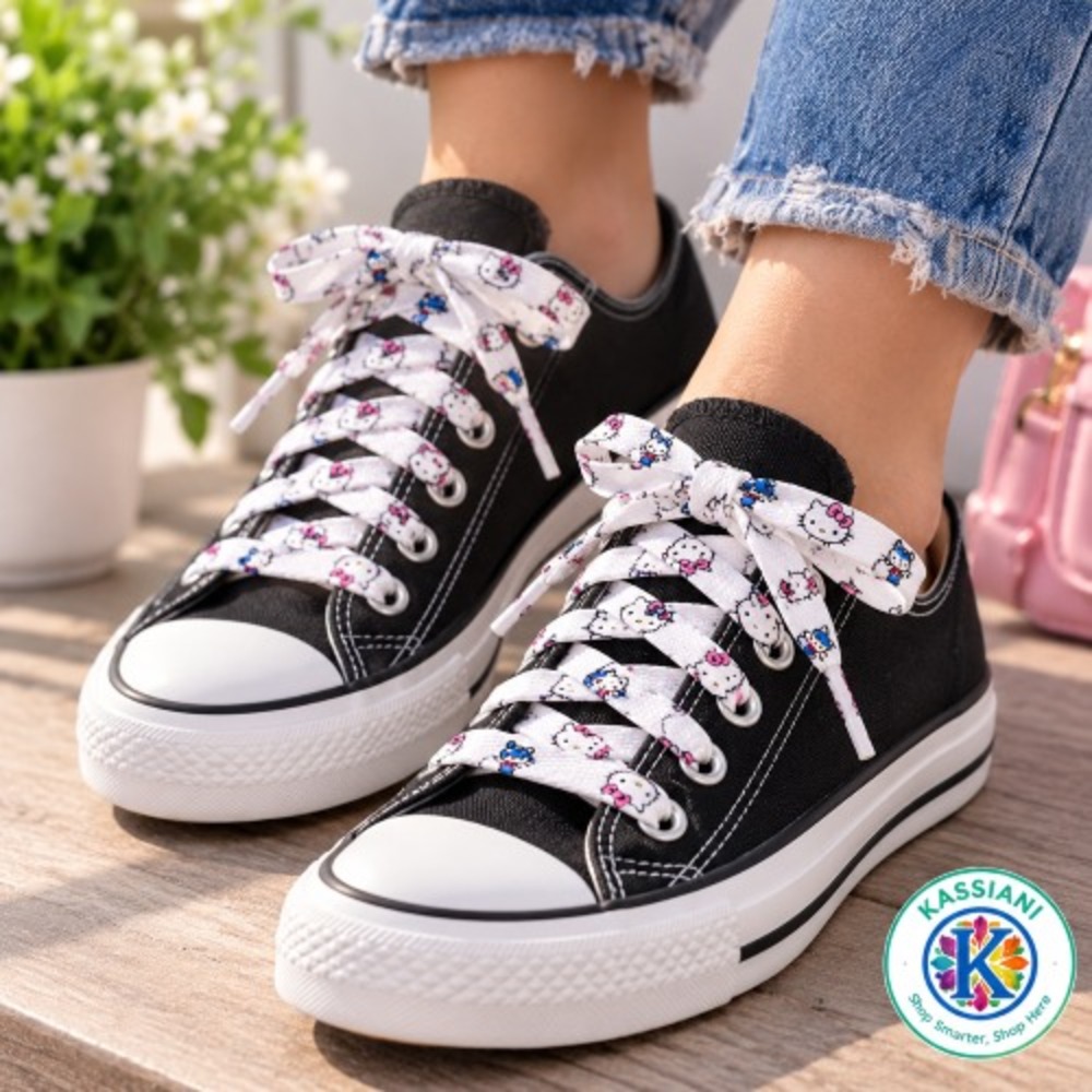 Hello Kitty Pattern Flat Shoelaces White 59" 150cm Sneakers 2 Pairs